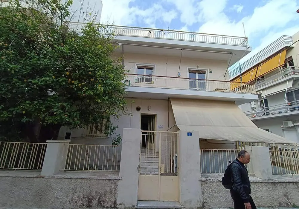 Studio Apartment, Akadimia Platonos